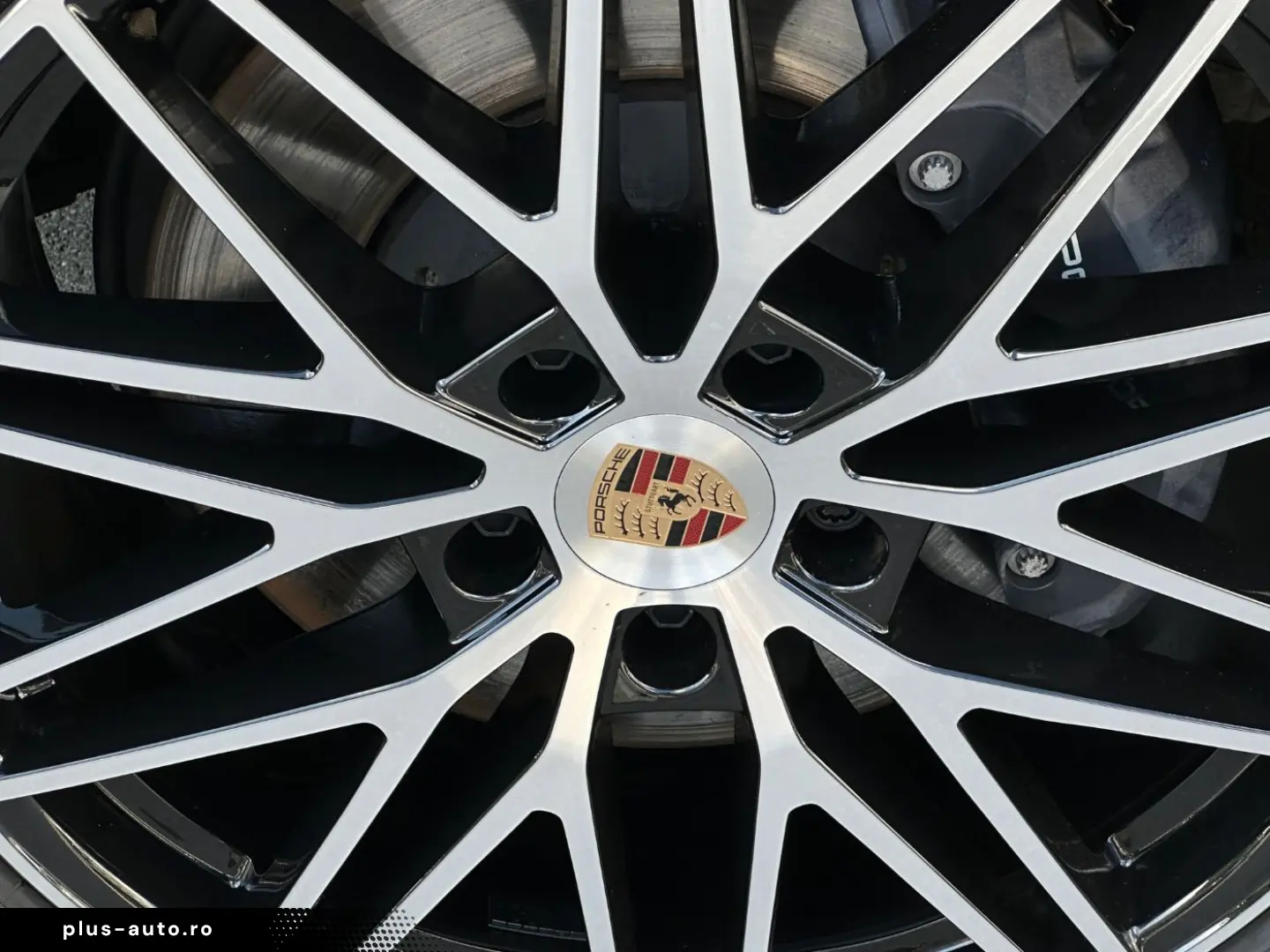 PORSCHE Cayenne E-Hybrid PANO BOSE PASM SHZ V H