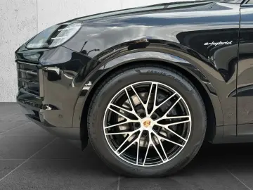 PORSCHE Cayenne E-Hybrid Coupé PASM BOSE SHZ V H