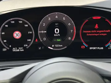 PORSCHE Cayenne E-Hybrid Coupé PASM BOSE SHZ V H