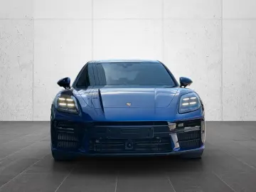PORSCHE Panamera GTS PANO Soft-Close SHZ V H