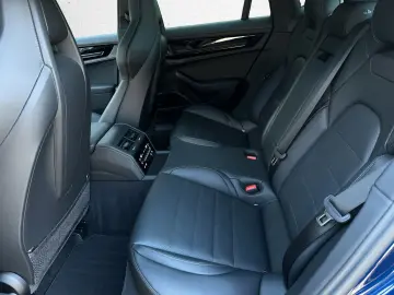 PORSCHE Panamera GTS PANO Soft-Close SHZ V H