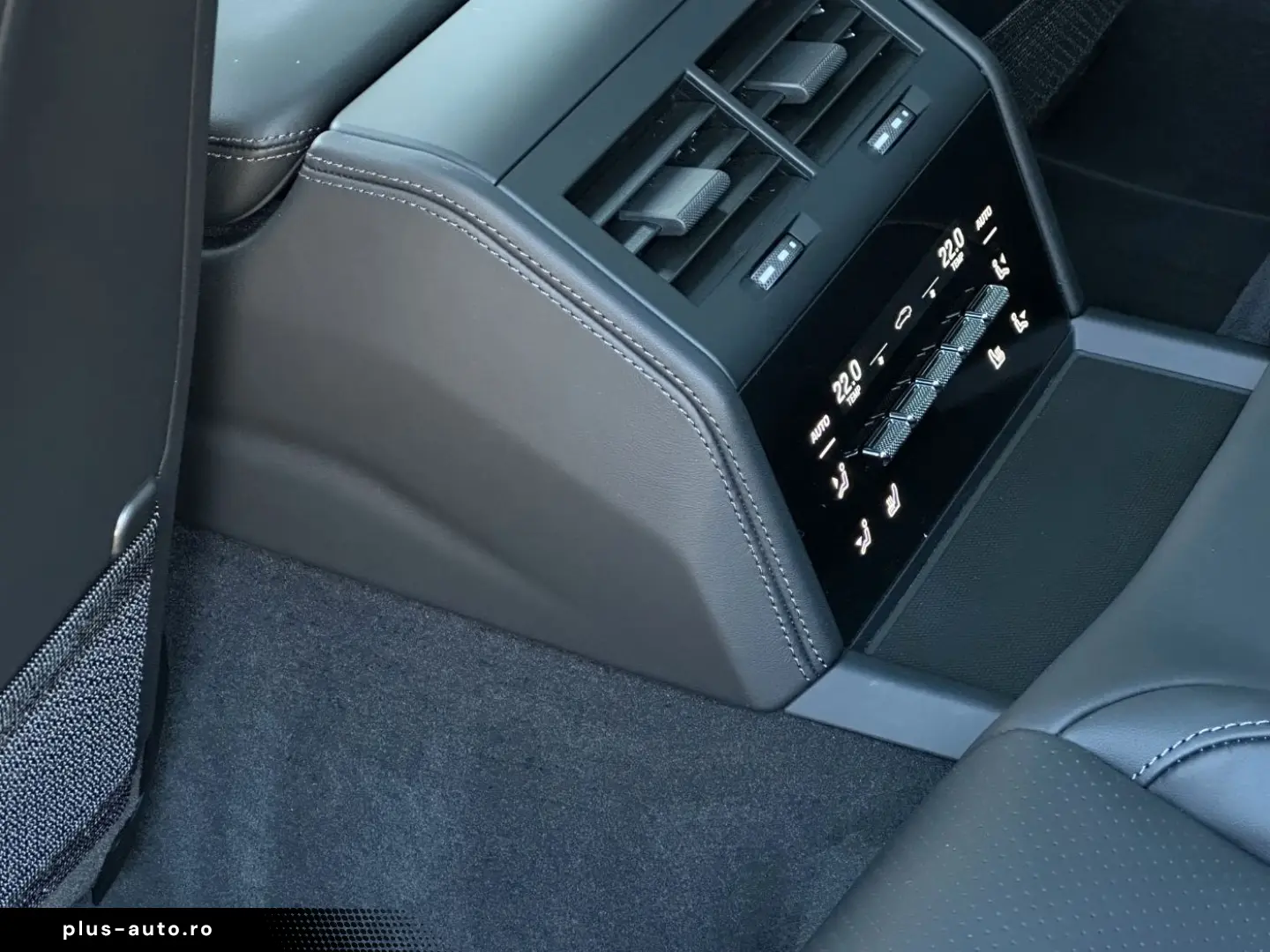 PORSCHE Panamera GTS PANO Soft-Close SHZ V H
