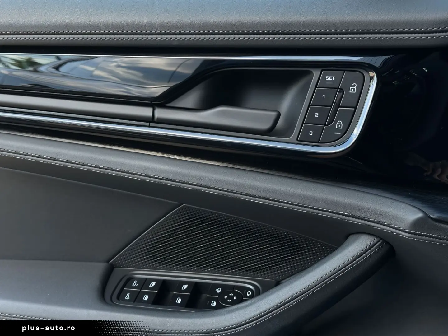 PORSCHE Panamera GTS PANO Soft-Close SHZ V H