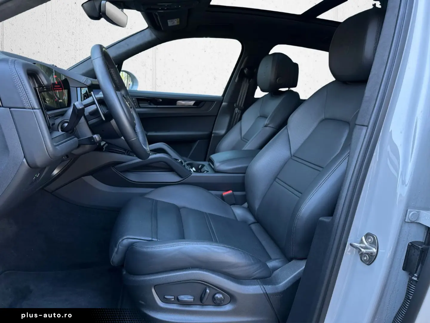 PORSCHE Cayenne GTS PANO Beifahrerdisplay SHZ V H