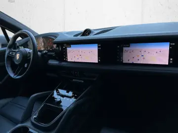 PORSCHE Cayenne GTS PANO Beifahrerdisplay SHZ V H
