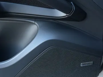 PORSCHE Cayenne GTS PANO Beifahrerdisplay SHZ V H