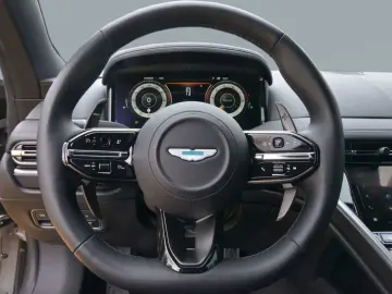 ASTON MARTIN DB12 Coupe
