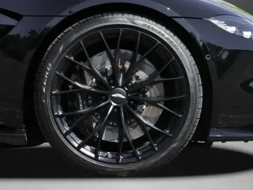 ASTON MARTIN V8 Vantage Coupé
