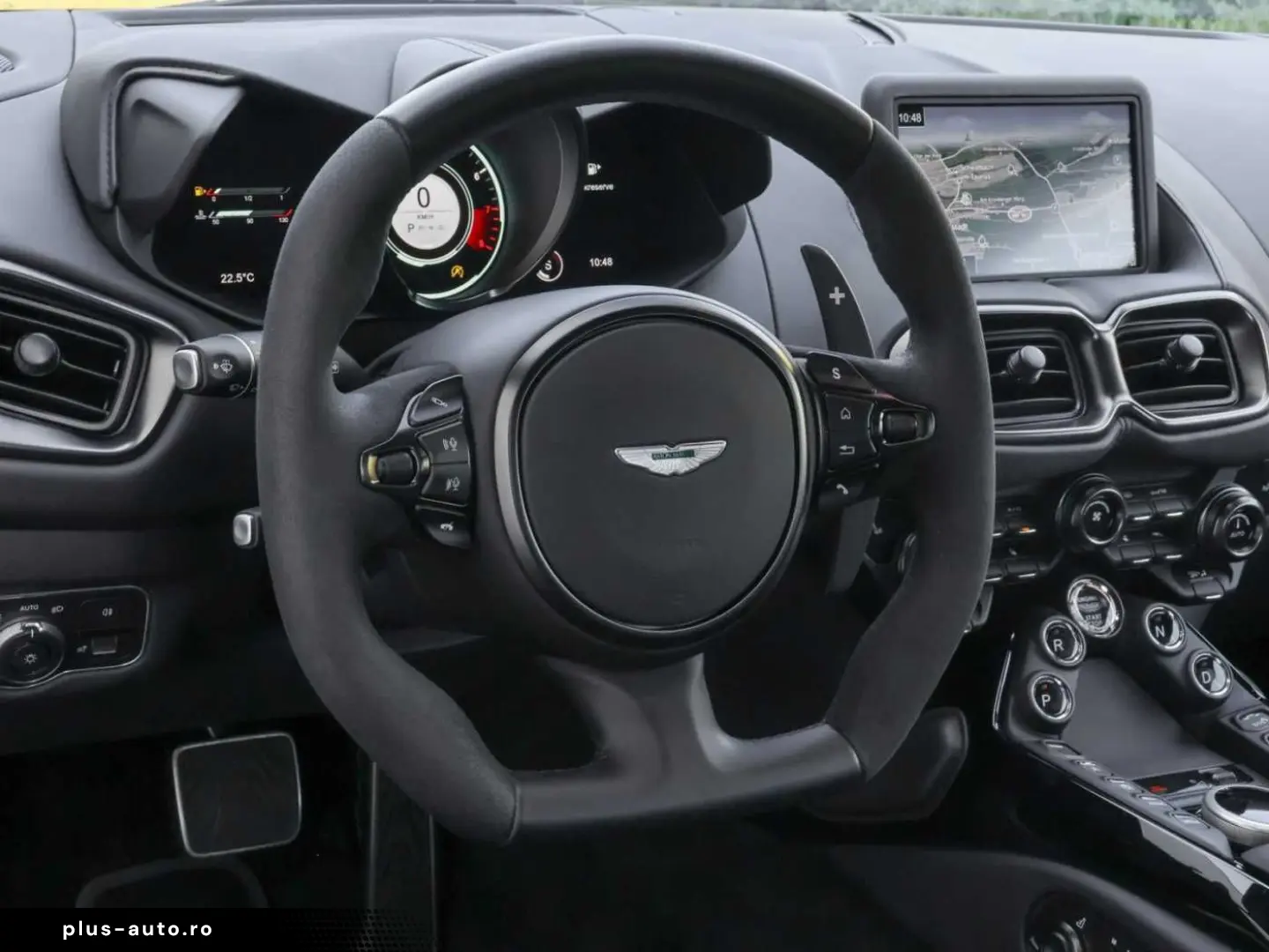 ASTON MARTIN V8 Vantage Coupé