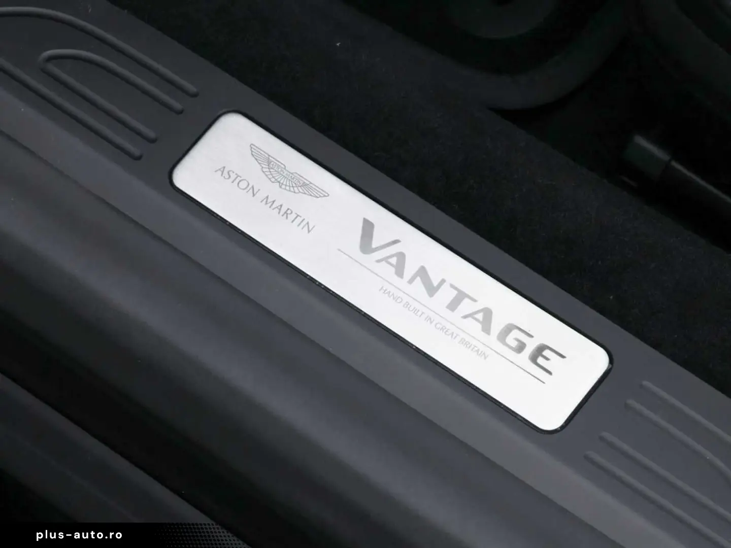 ASTON MARTIN V8 Vantage Coupé