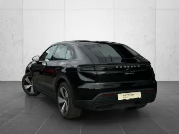 PORSCHE Macan 4 PANO PASM SHZ