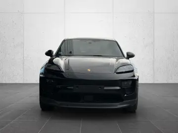 PORSCHE Macan 4 PANO PASM SHZ
