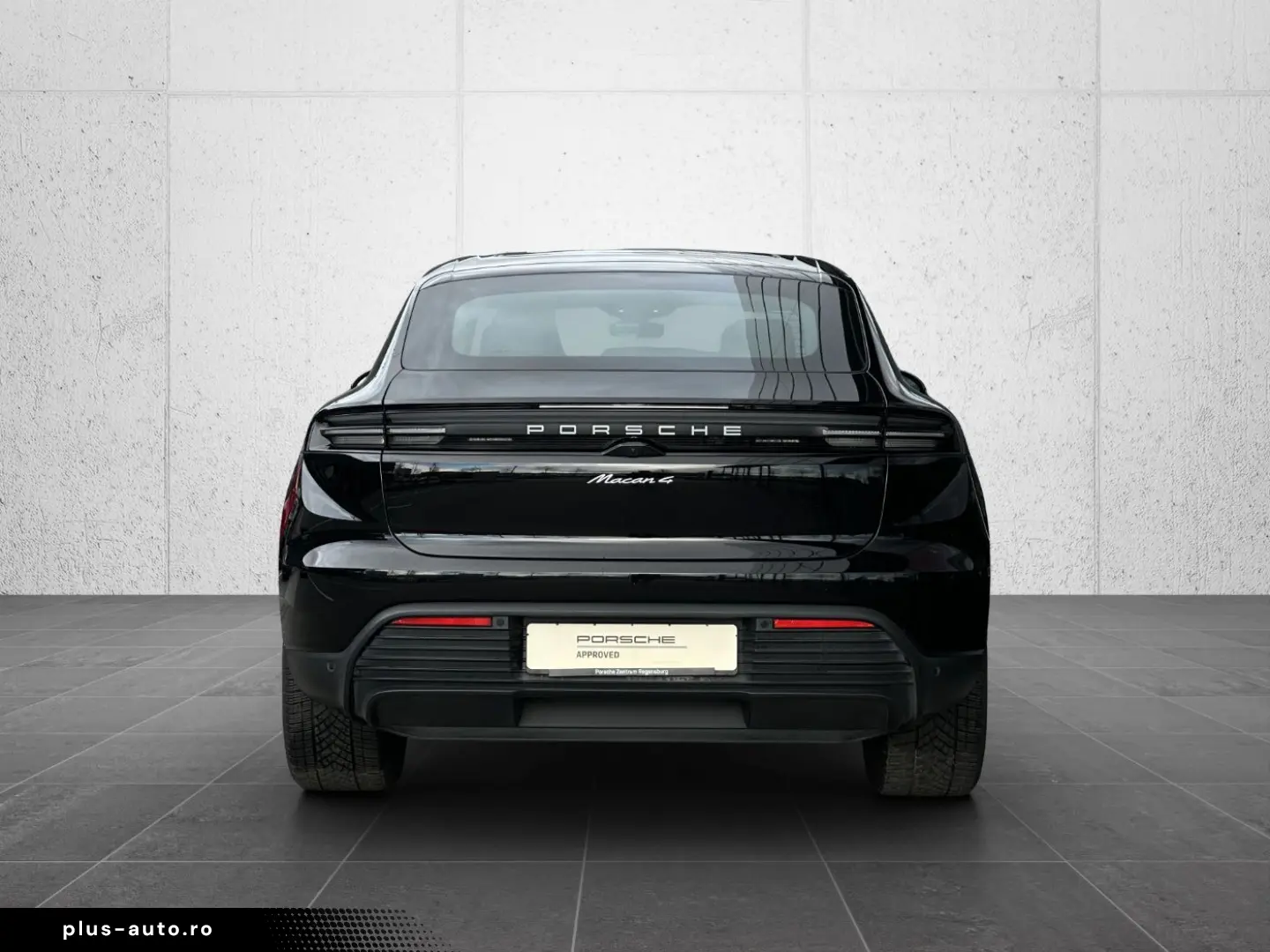 PORSCHE Macan 4 PANO PASM SHZ