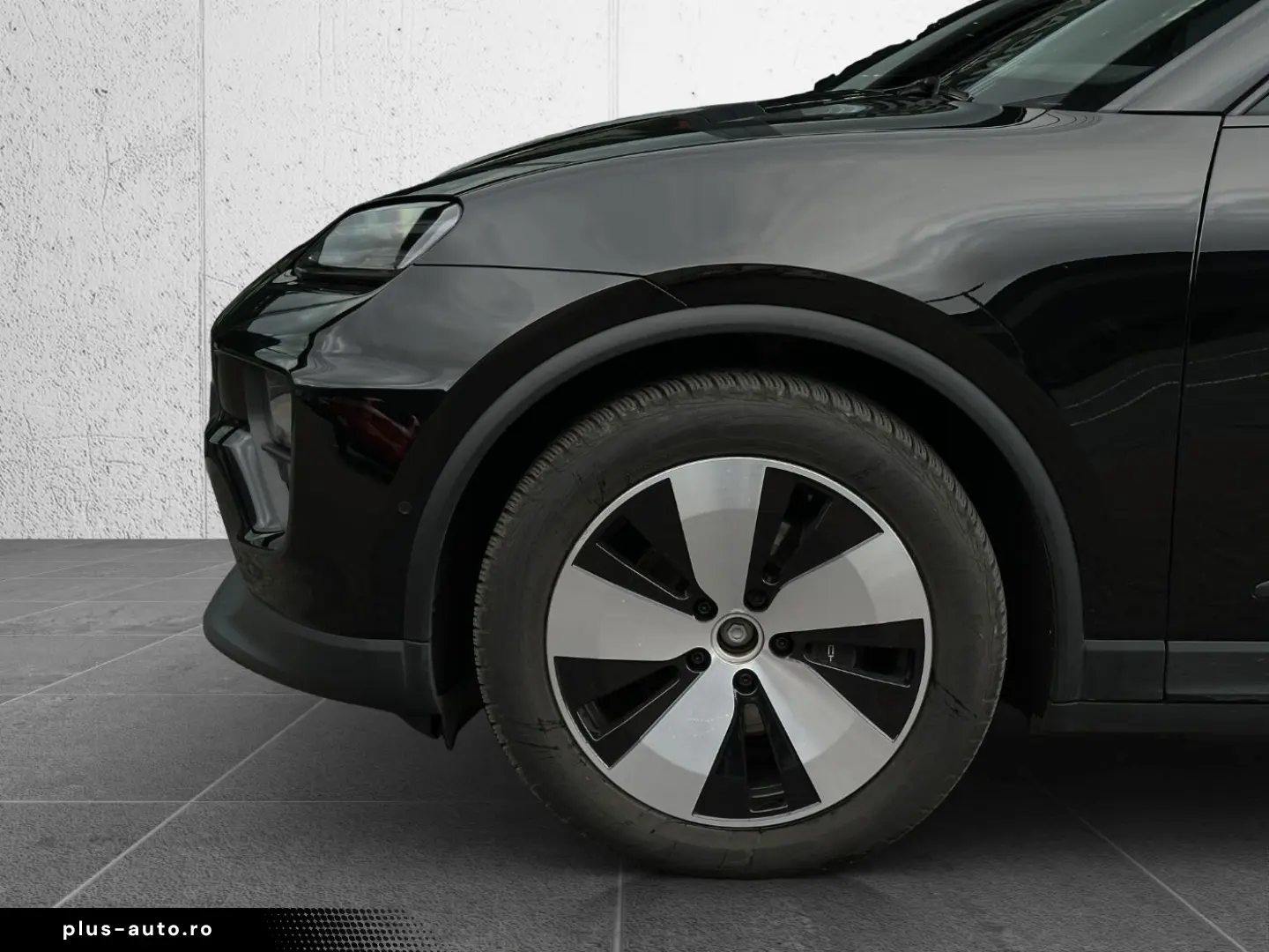 PORSCHE Macan 4 PANO PASM SHZ