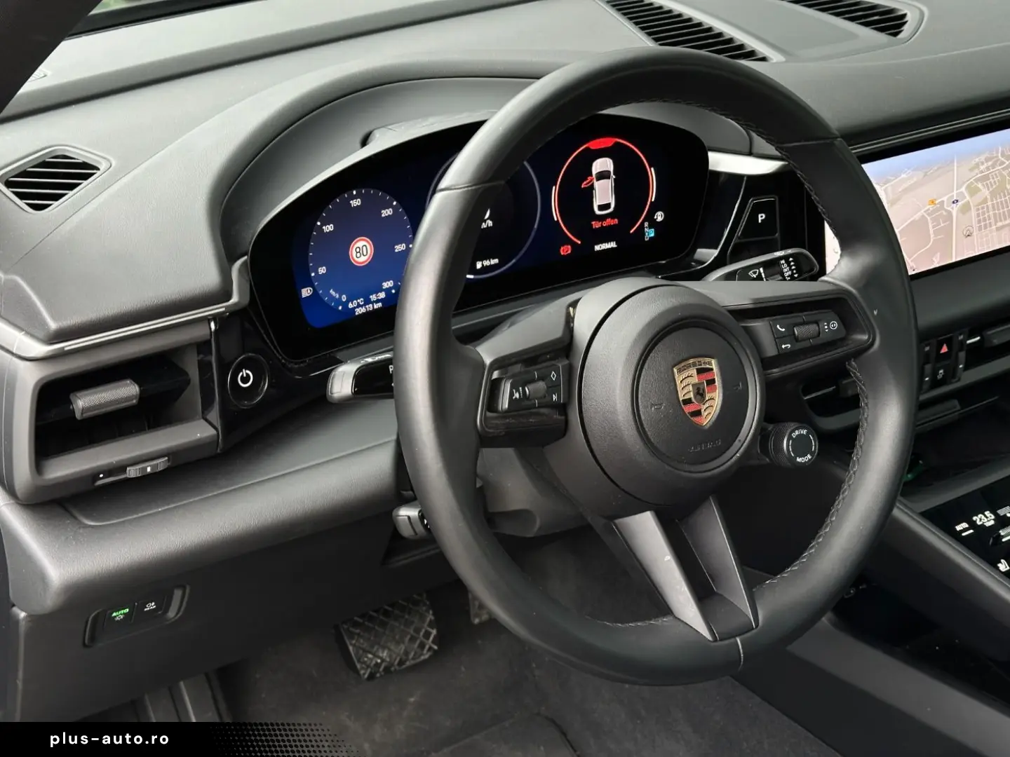 PORSCHE Macan 4 PANO PASM SHZ