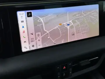 PORSCHE Macan 4 PANO PASM SHZ