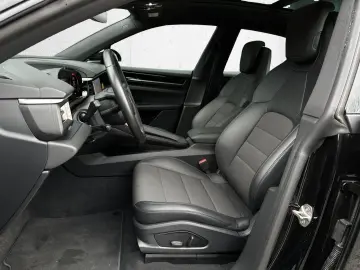 PORSCHE Macan 4 PANO PASM SHZ