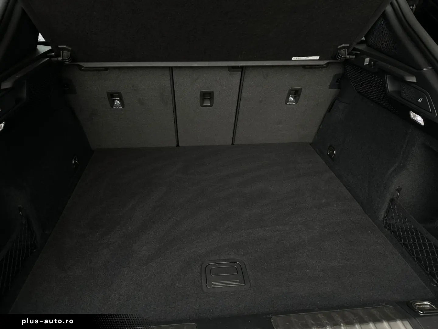 PORSCHE Macan 4 PANO PASM SHZ