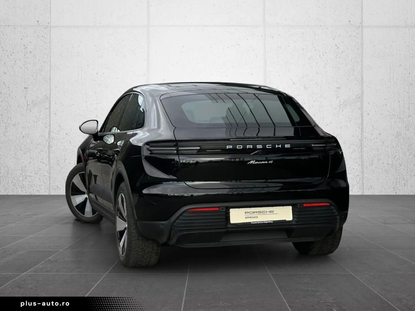 PORSCHE Macan 4 PANO PASM SHZ