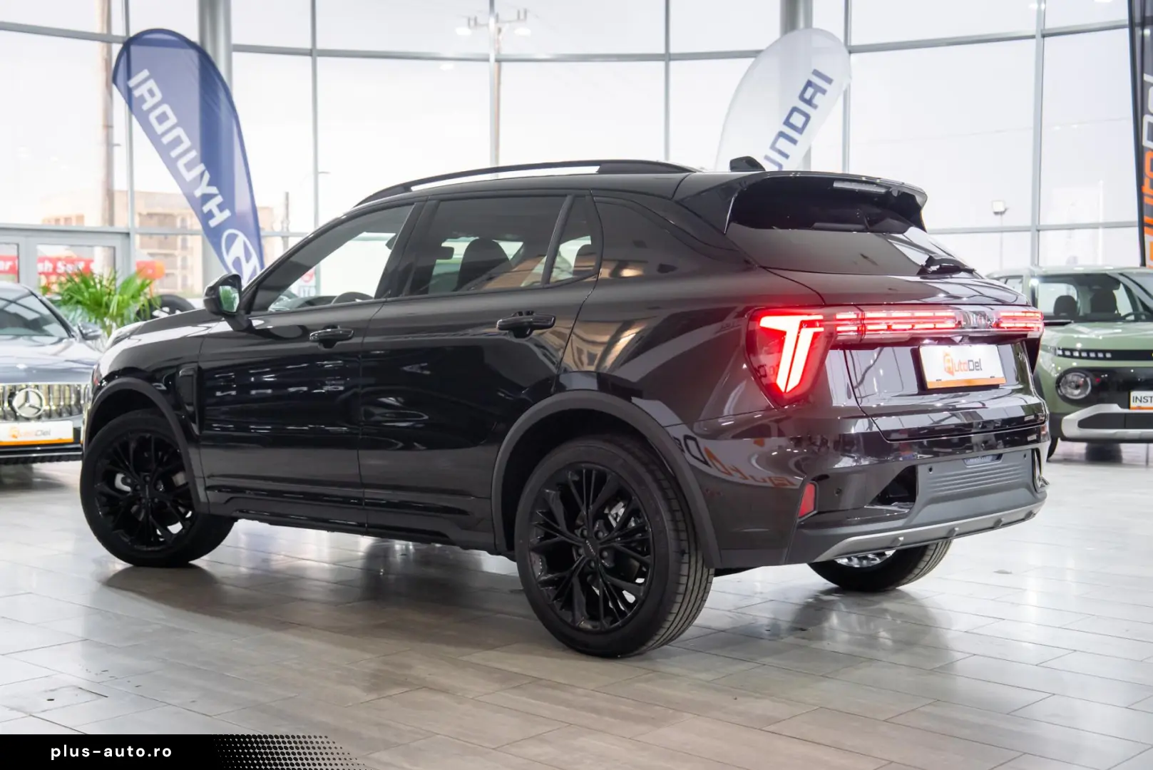 LYNK & CO LYNK & CO 1.5 PHEV A T 7DCT FWD PHEV MY25