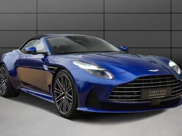 ASTON MARTIN DB12 Volante