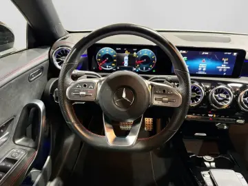 MERCEDES-BENZ CLA 200 COUPÉ AMG NIGHT KAM TOTW LED  NAVI SHZ