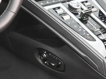 ASTON MARTIN DB12 Volante Dark Chrome Full PPF