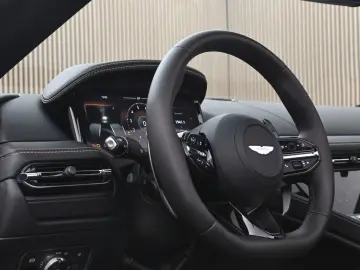 ASTON MARTIN DB12 Volante Dark Chrome Full PPF