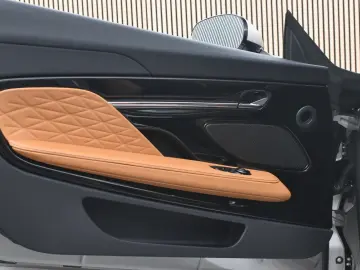 ASTON MARTIN DB12 Volante Dark Chrome Full PPF