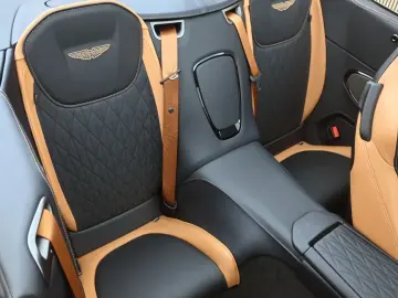 ASTON MARTIN DB12 Volante Dark Chrome Full PPF