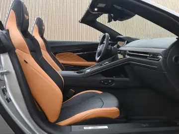 ASTON MARTIN DB12 Volante Dark Chrome Full PPF