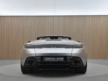 ASTON MARTIN DB12 Volante Dark Chrome Full PPF