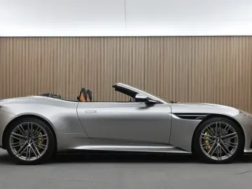 ASTON MARTIN DB12 Volante Dark Chrome Full PPF