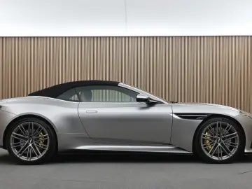 ASTON MARTIN DB12 Volante Dark Chrome Full PPF