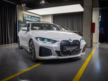 BMW i4 eDrive40 GranCoupe M Sport Pro Mineral White
