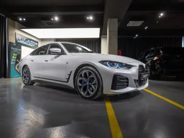BMW i4 eDrive40 GranCoupe M Sport Pro Mineral White