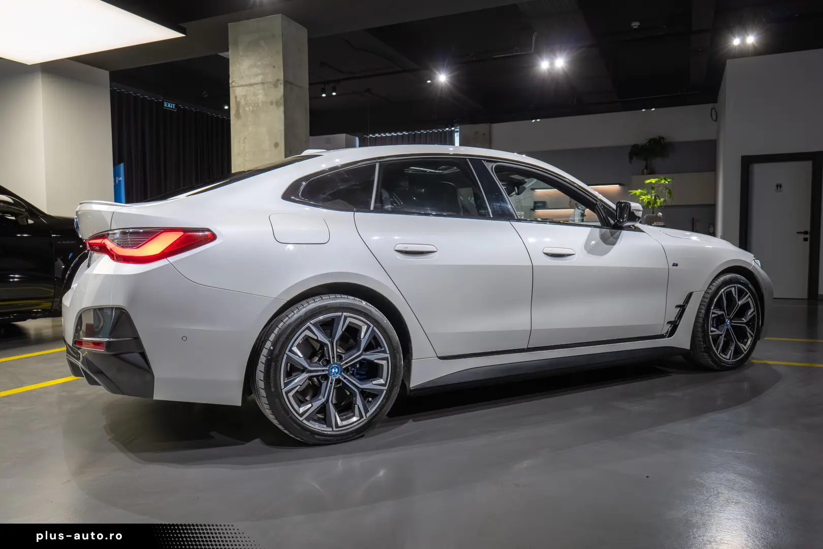 BMW i4 eDrive40 GranCoupe M Sport Pro Mineral White