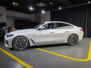 BMW i4 eDrive40 GranCoupe M Sport Pro Mineral White