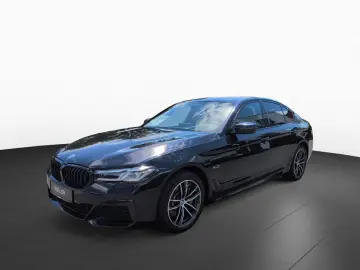 BMW 530e M Sport HuD ACC AHK LCProf Kamera AdapLED