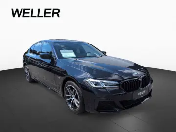 BMW 530e M Sport HuD ACC AHK LCProf Kamera AdapLED
