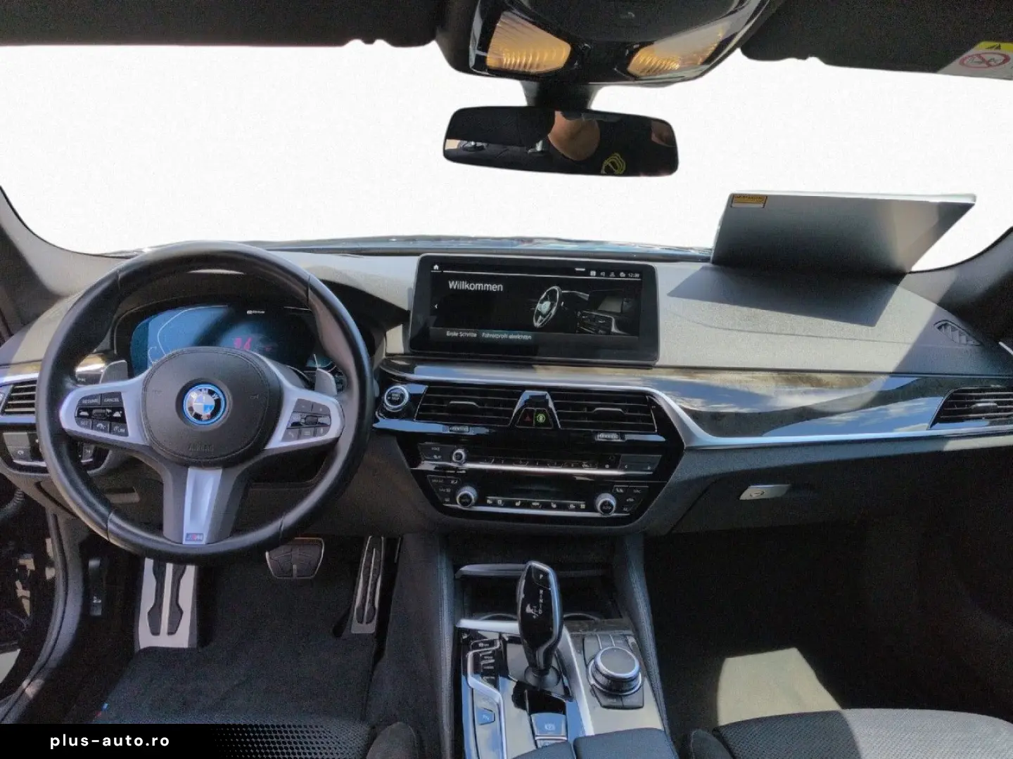 BMW 530e M Sport HuD ACC AHK LCProf Kamera AdapLED