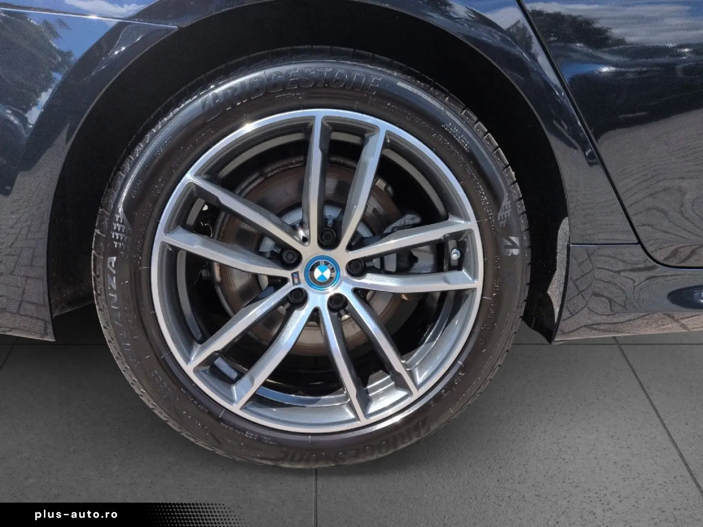 BMW 530e M Sport HuD ACC AHK LCProf Kamera AdapLED