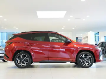 Hyundai TUCSON 1.6 CRDi DCT N-Line X VOLLAUSSTATTUNG 4WD