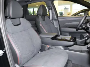 Hyundai TUCSON 1.6 CRDi DCT N-Line X VOLLAUSSTATTUNG 4WD