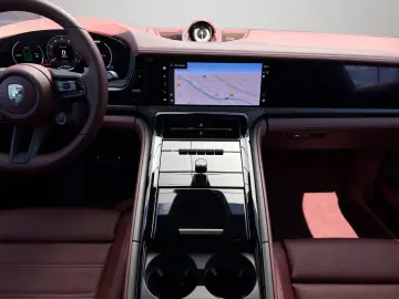 Porsche Panamera Turbo S E-Hybrid   SportDesign schwarz