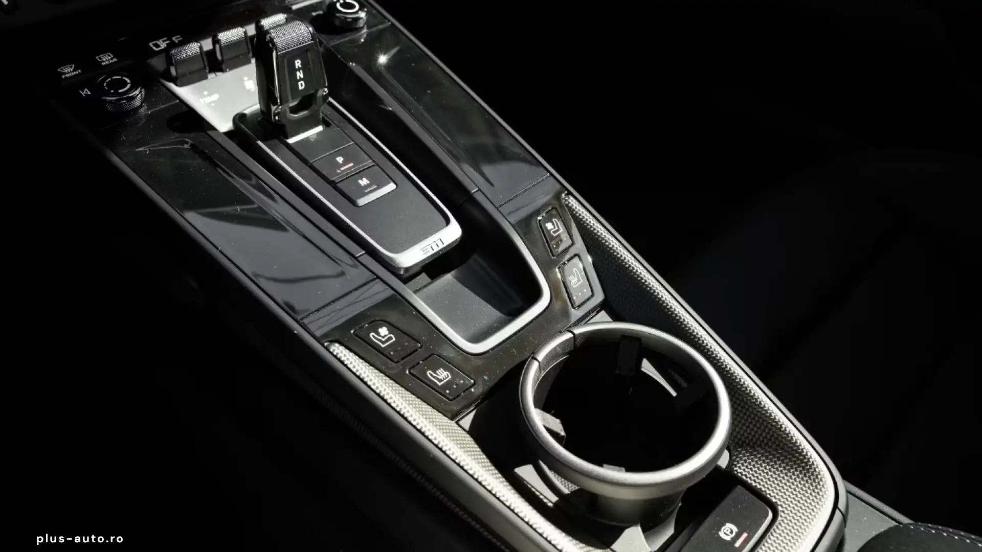 Porsche 992 911 Carrera 4 GTS Liftsystem-VA Sitzbelüftun