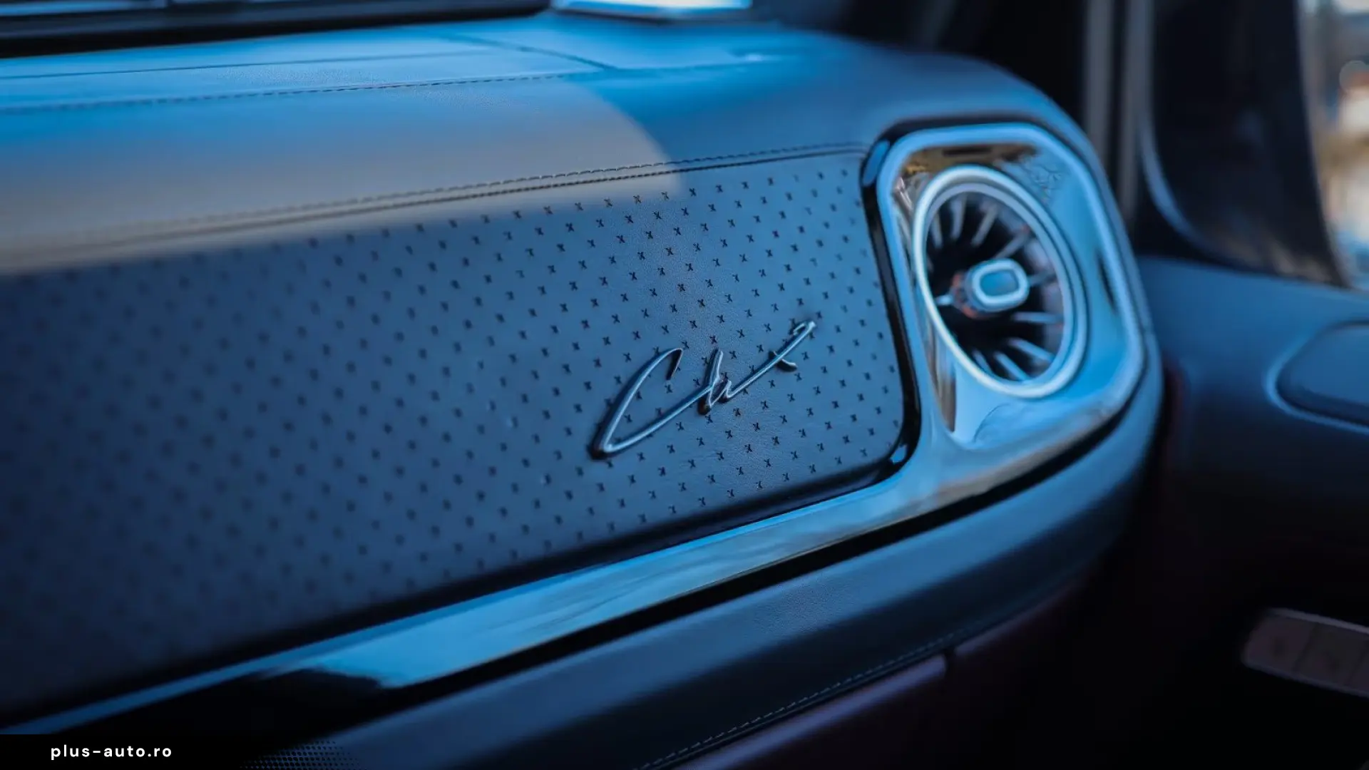 Mercedes-Benz G 63 AMG   CARLEX G-VINTAGE RUBINO   MY2026