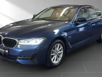 BMW 530E A