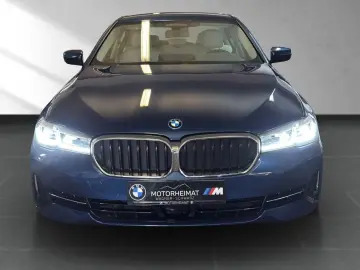 BMW 530E A
