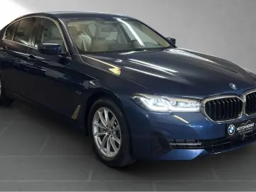 BMW 530E A